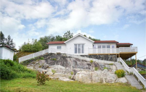Two-Bedroom Holiday Home in Skanevik